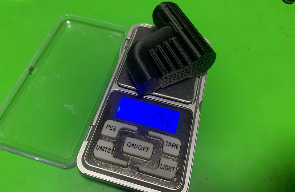 Classic FDM manufacturing - Material Usage Example